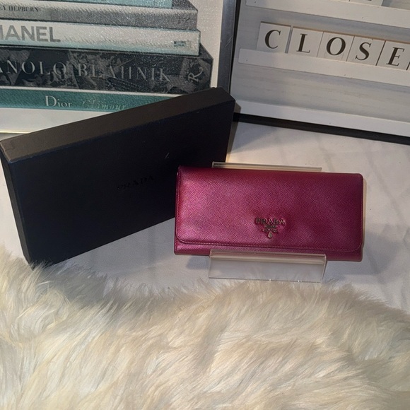 PRADA Saffiano Leather Long Bifold Wallet EUC - Picture 1 of 17